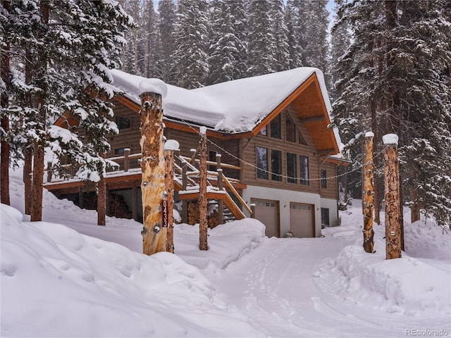 view of front of home featuring a garage