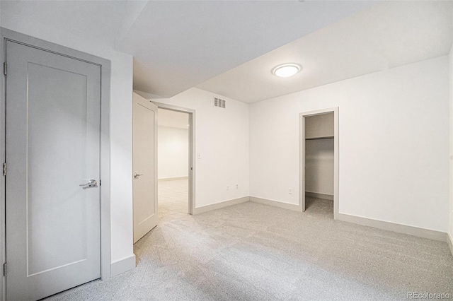 822 Fairfax St, Denver, CO 80220 - unfurnished bedroom featuring light carpet and a walk in closet