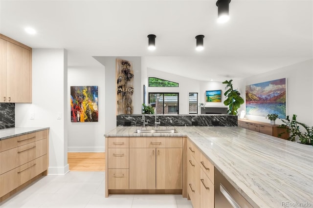 840 S Gaylord St, Denver, CO 80209 - photo 3