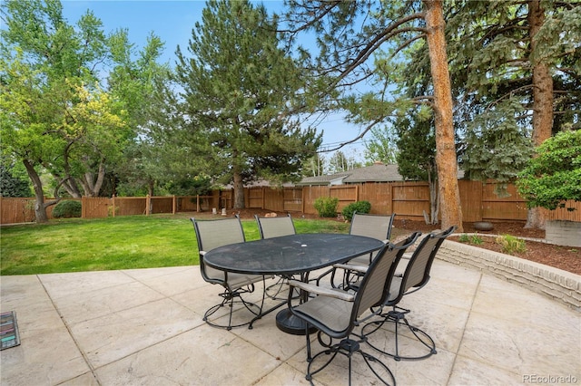 view of patio / terrace with outdoor dining area