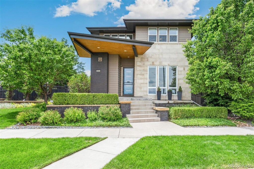 9244 E 37th Ave, Denver, CO 80238 - photo 1