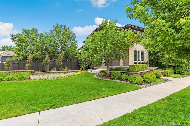 9244 E 37th Ave, Denver, CO 80238 - view of yard