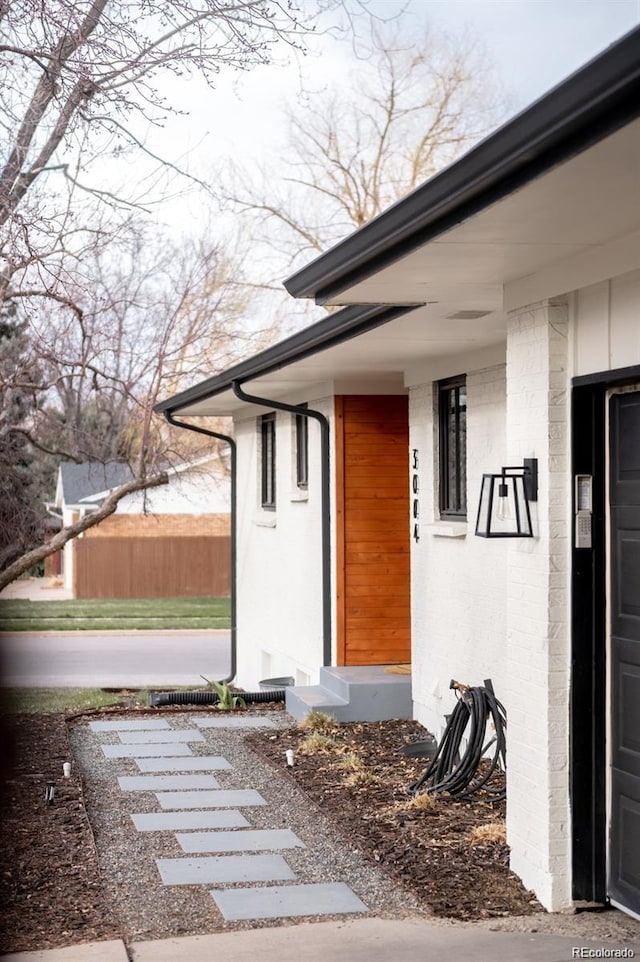 3004 S Niagara Way, Denver, CO 80224 - doorway to property