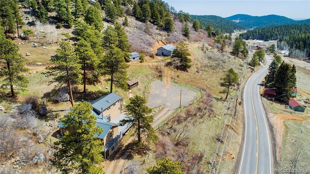 bird's eye view with a mountain view