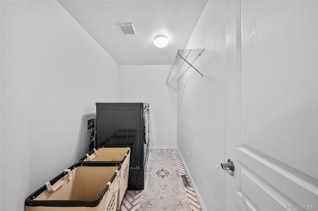 10802 W Indore Dr, Littleton, CO 80127 - view of walk in closet
