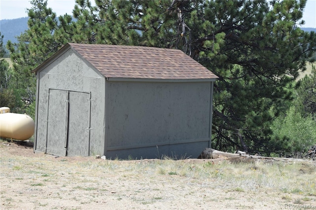 view of outbuilding