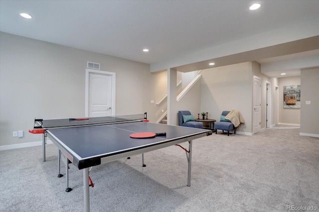 playroom with visible vents, recessed lighting, baseboards, and carpet