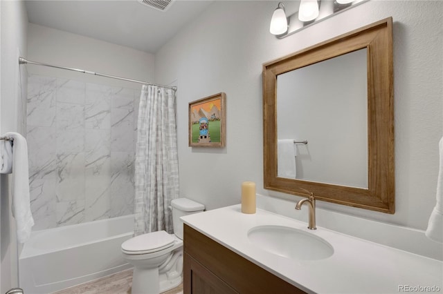 6986 Marshbern Ct, Colorado Springs, CO 80908 - bathroom with vanity and shower / bath combo with shower curtain