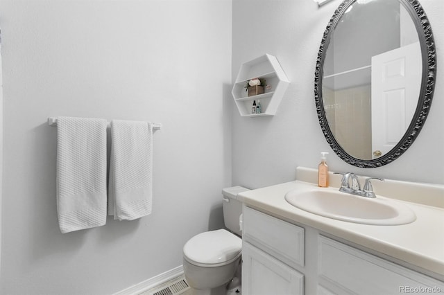 9632 W Chatfield Ave Unit C, Littleton, CO 80128 - full bath with vanity, toilet, and a shower with shower curtain