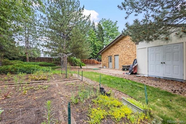 7351 Poppy Way, Arvada, CO 80007 - view of yard with a garden