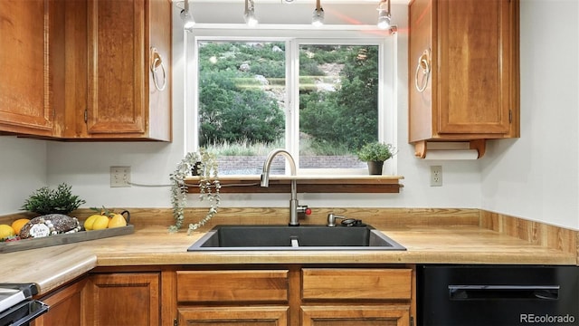 6290 Pemberton Way, Colorado Springs, CO 80919 - photo 17