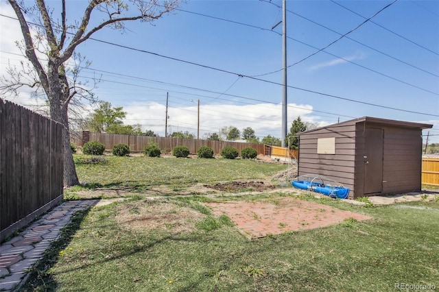 10505 Clarkson St, Northglenn, CO 80233 - view of yard featuring a patio