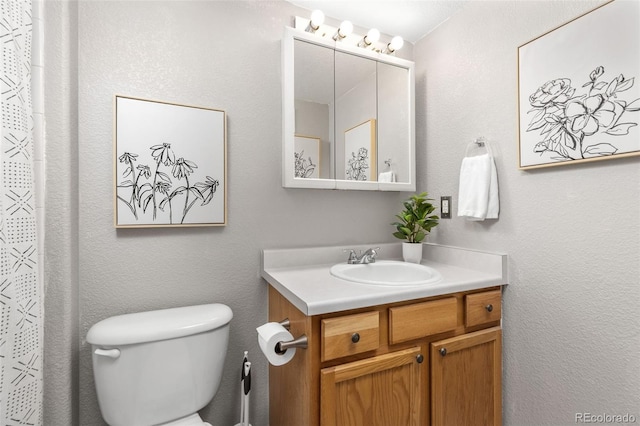 970 S Dawson Way Unit 15, Aurora, CO 80012 - full bath featuring vanity and toilet