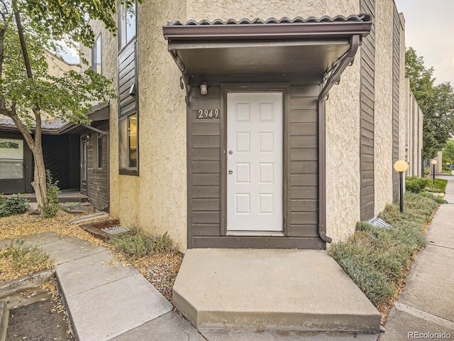 view of property entrance