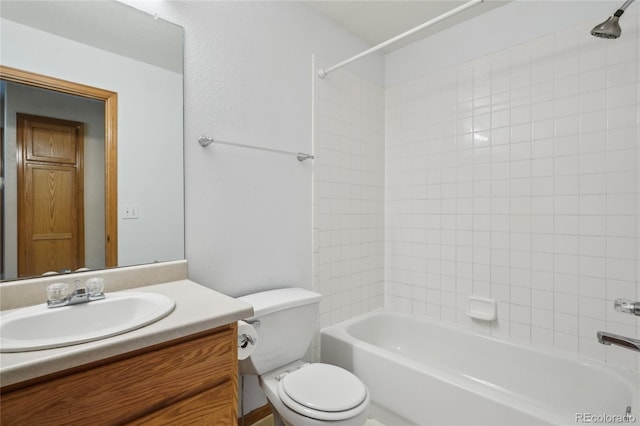 1481 Box Prairie Cir, Loveland, CO 80538 - full bathroom featuring toilet, vanity, and bathing tub / shower combination