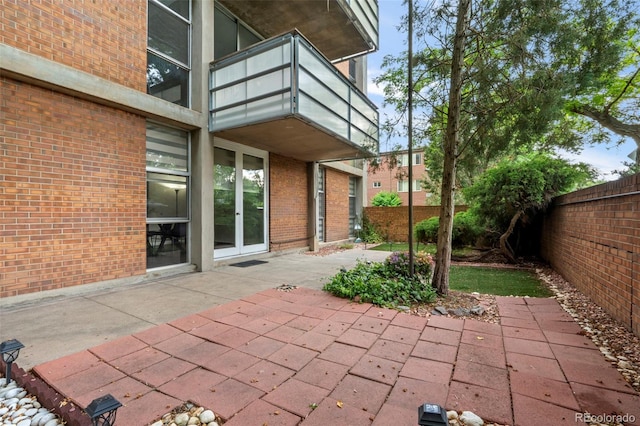 2500 S York St Unit 116, Denver, CO 80210 - fenced backyard featuring a patio area