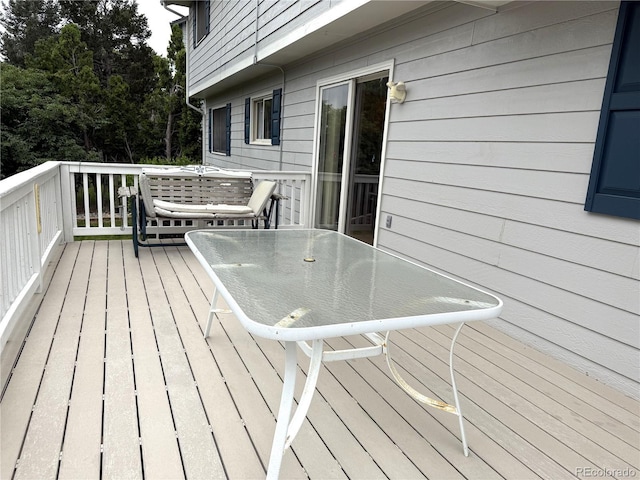 3262 S Salida Way, Aurora, CO 80013 - wooden terrace with outdoor dining area