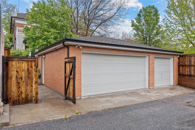 963 N Lafayette St, Denver, CO 80218 - detached garage featuring fence