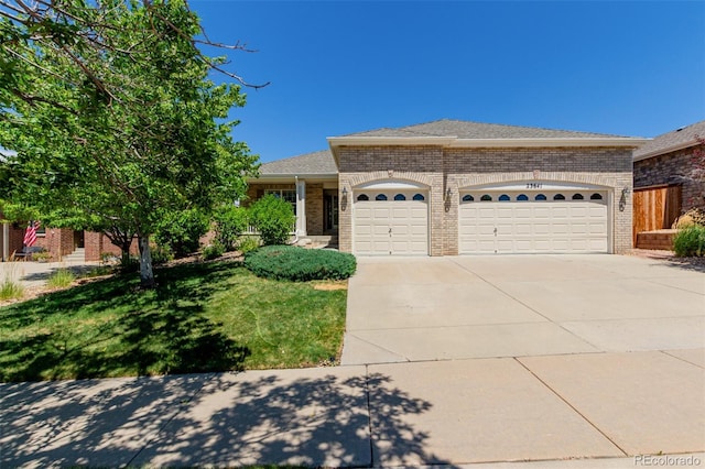 23641 E Whitaker Dr, Aurora, CO 80016 - photo 1