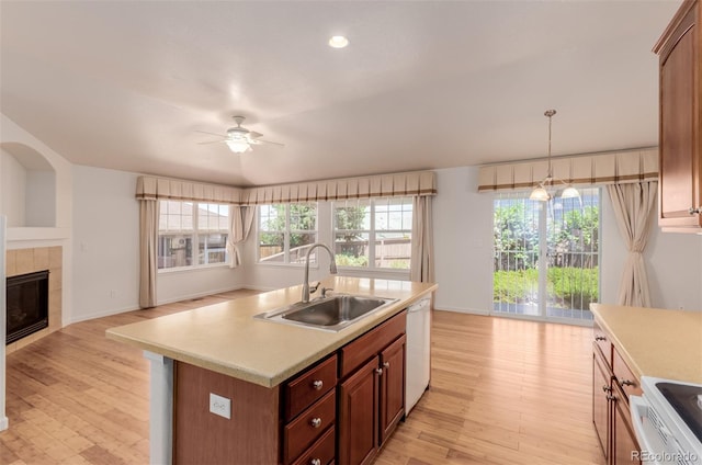 23641 E Whitaker Dr, Aurora, CO 80016 - photo 15