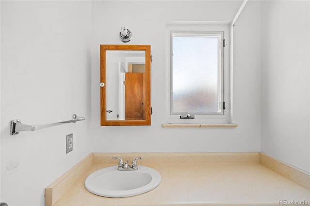 bathroom with sink