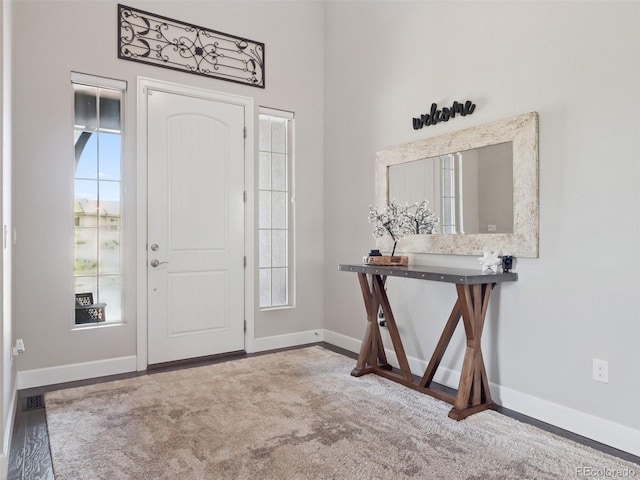 6970 E Lake Dr, Centennial, CO 80111 - foyer with baseboards