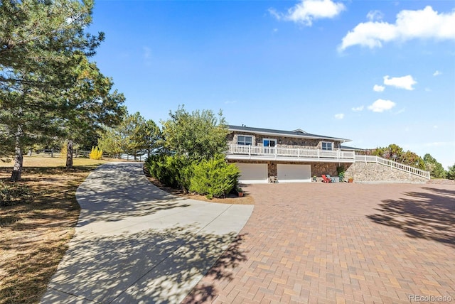 view of front of house featuring a garage