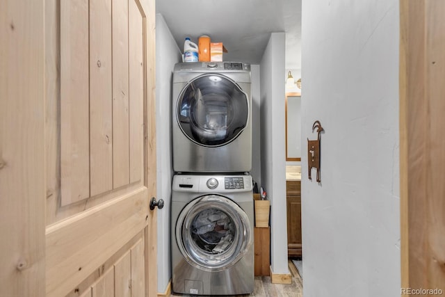 146 Dynamite Dr, Black Hawk, CO 80422 - washroom featuring stacked washer / drying machine