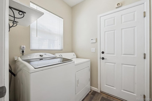 5193 E 119th Way, Thornton, CO 80233 - laundry area featuring washing machine and dryer, dark wood-style floors, and baseboards