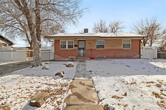 view of front of property