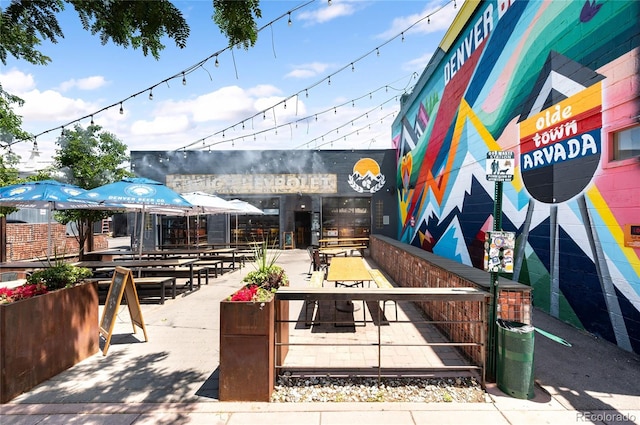 6015 Everett St, Arvada, CO 80004 - surrounding community