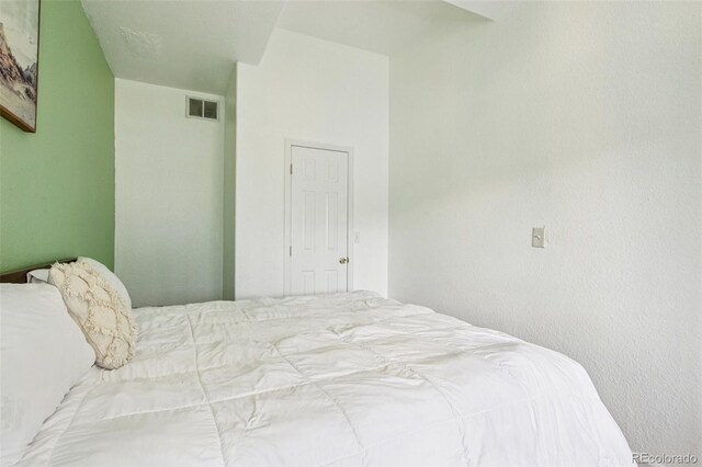 915 26th St, Denver, CO 80205 - view of bedroom