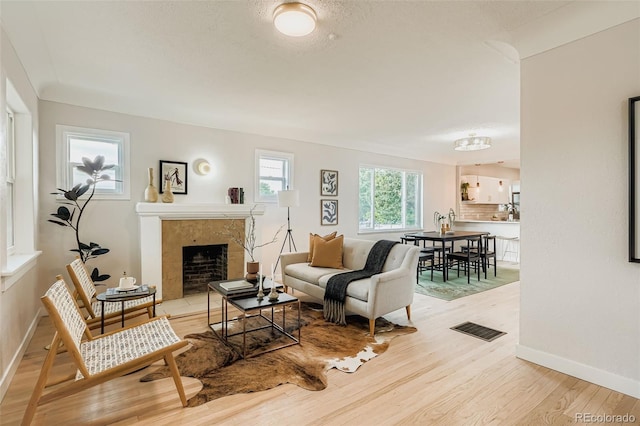 2558 N Gilpin St, Denver, CO 80205 - photo 3