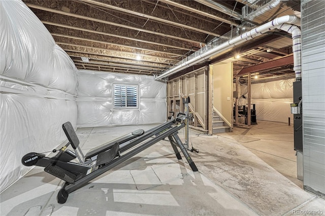exercise room featuring visible vents
