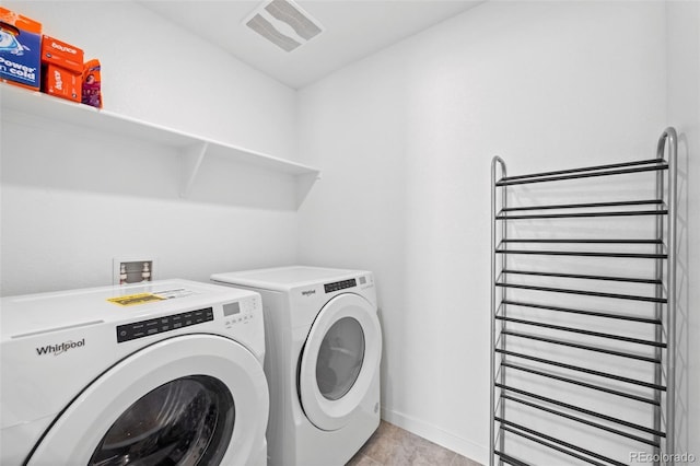 437 Thrush Pl, Johnstown, CO 80534 - laundry room featuring separate washer and dryer and baseboards