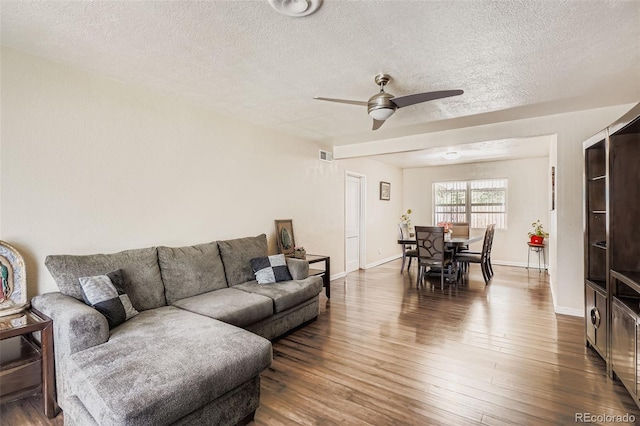 899 Troy St, Aurora, CO 80011 - photo 5