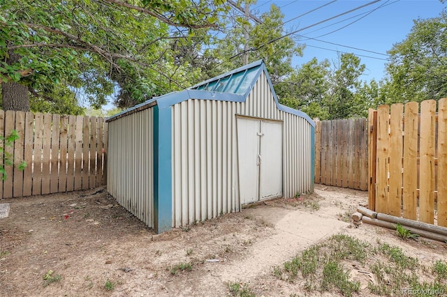 899 Troy St, Aurora, CO 80011 - photo 29
