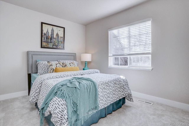 bedroom featuring carpet floors