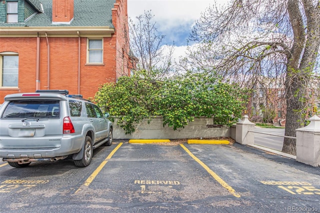 800 N Washington St Unit 804, Denver, CO 80203 - view of uncovered parking lot
