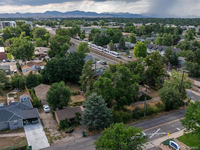 bird's eye view featuring a mountain view