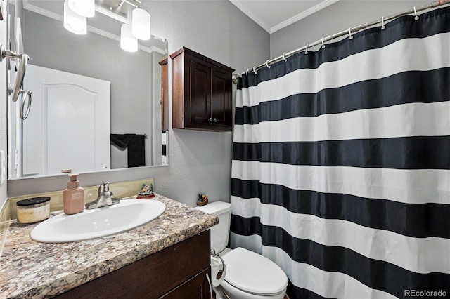 6231 Indian Paintbrush St Unit 214, Frederick, CO 80530 - bathroom with crown molding, toilet, vanity, and a shower with curtain