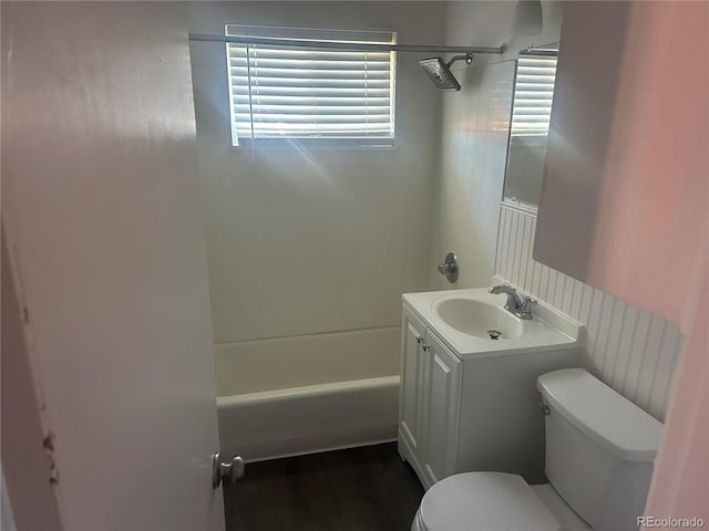 6671 E 73rd Pl, Commerce City, CO 80022 - bathroom with vanity and shower / washtub combination