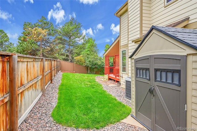 2316 Weatherstone Cir, Highlands Ranch, CO 80126 - fenced backyard featuring a storage shed