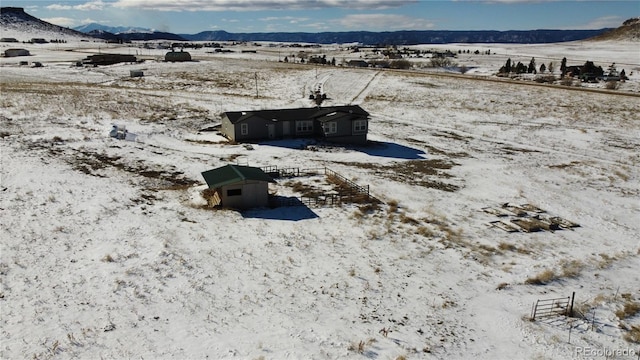 exterior space featuring a rural view