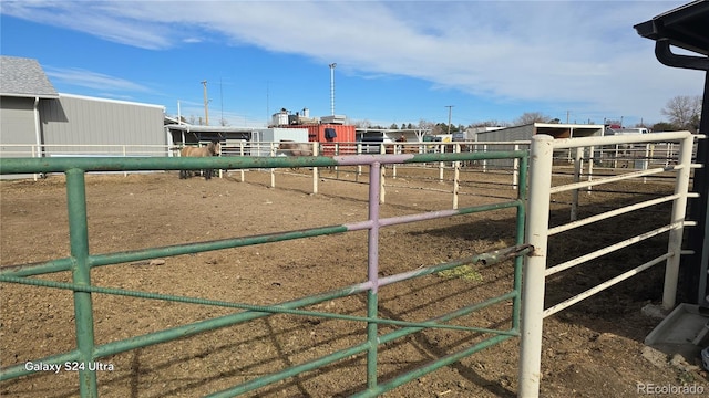 view of yard with an outdoor structure