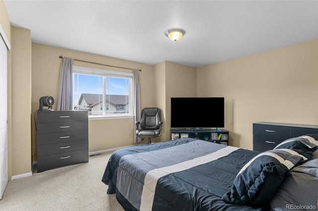 16685 E 101st Ave, Commerce City, CO 80022 - bedroom with baseboards and light carpet