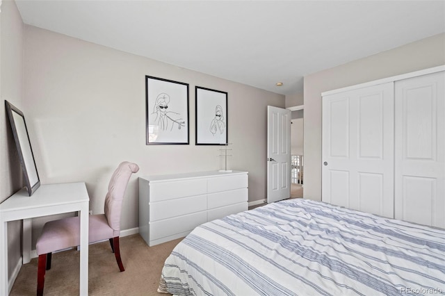 9432 La Quinta Way, Lone Tree, CO 80124 - bedroom featuring carpet flooring, baseboards, and a closet