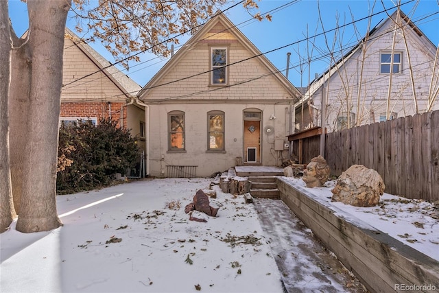 view of front of house