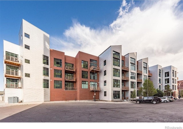 3100 Huron St Unit 3P, Denver, CO 80202 - view of apartment building / complex