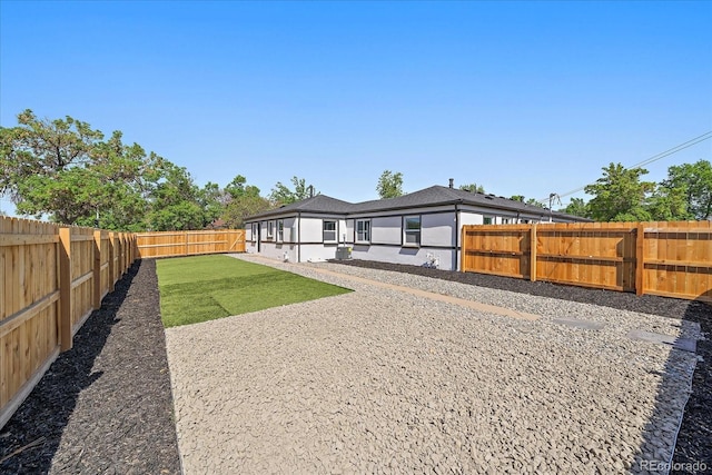3206 Elizabeth St, Denver, CO 80205 - view of yard